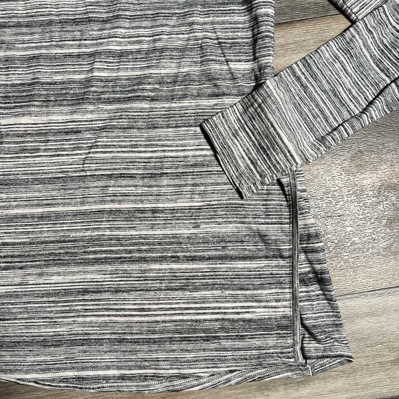 NWOT Toad & Co Womens Top- XS - Picture 7 of 9